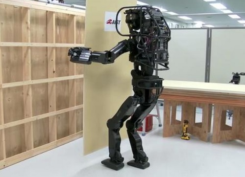 Japanese convenience stores using VR-controlled robots to ...